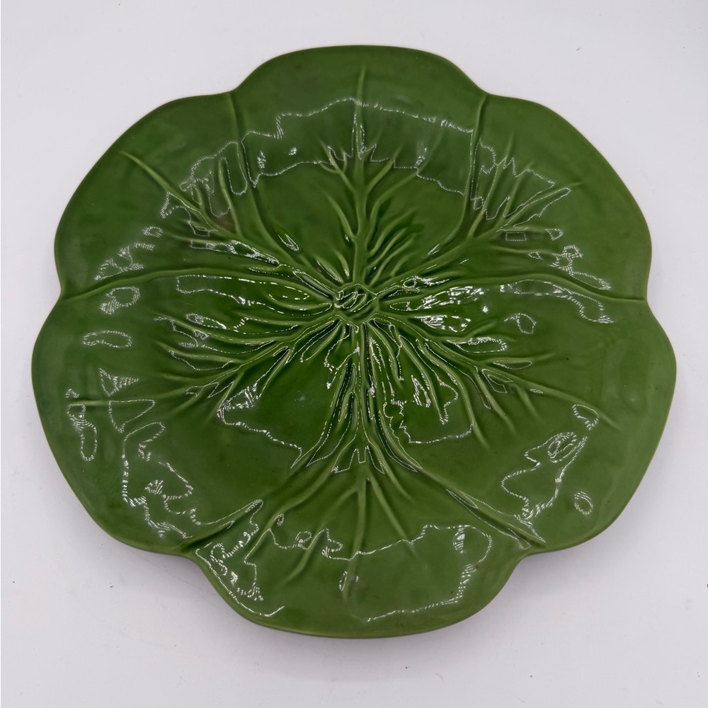 Home Essentials Ceramic Cabbage Leaf Dinner Plate 10.5~Discontinued Crazing